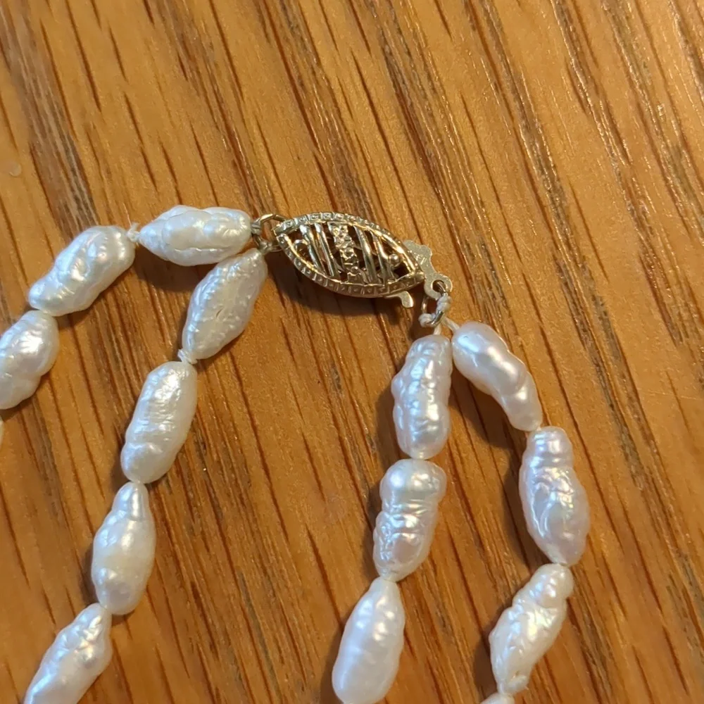 Double-Strand Freshwater Pearl Bracelet - Picture 2 of 5